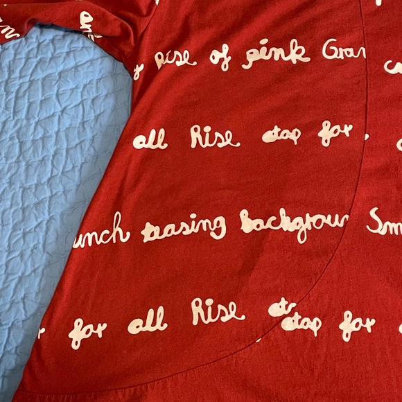 RUNDHOLZ BLACK LABEL S/S 2021 “Rise” Print Berry Red Tee Sz S NWT - Picture 3 of 7